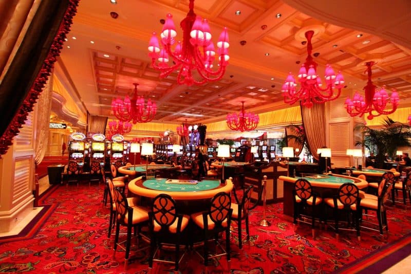 Slot Makinalarında Uzun Vadeli Gelir Nasıl Sağlanır?