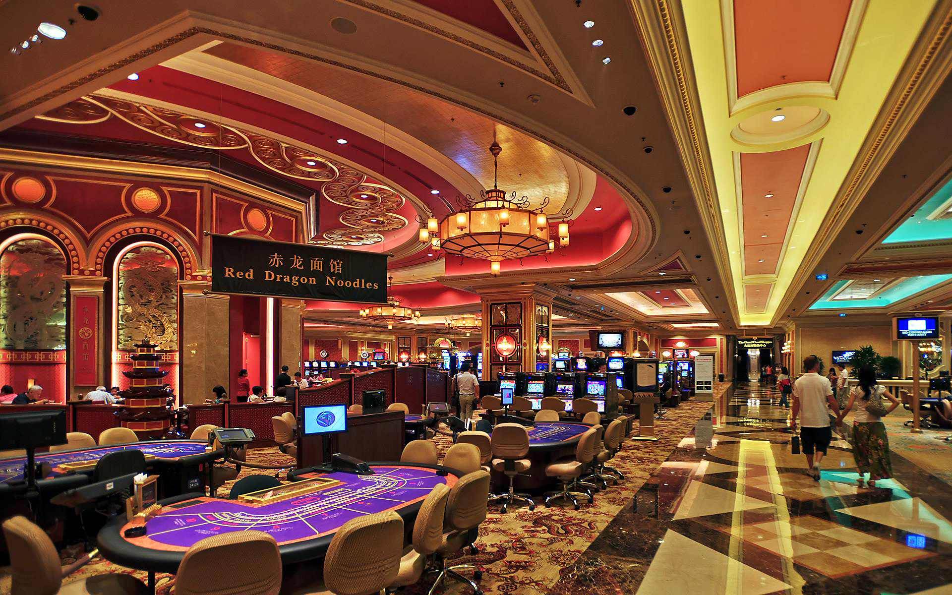 Slot Makinesi Stratejileri: Kazanma İhtişamı ve Risk Yönetimi