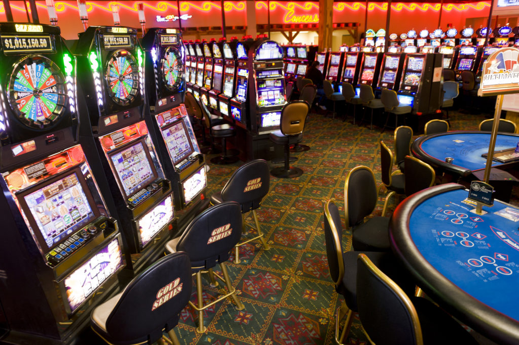 Slot Makinesi Stratejileri: Kazanma İhtişamı ve Risk Yönetimi